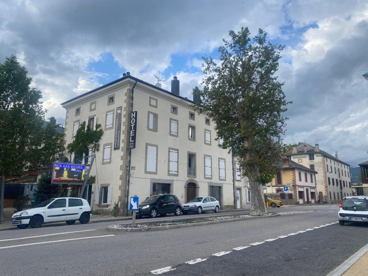 Loft De La Place Bourg-Madame Exterior photo