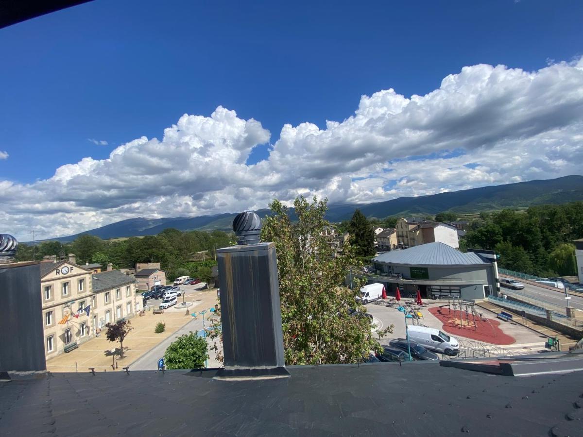 Loft De La Place Bourg-Madame Exterior photo